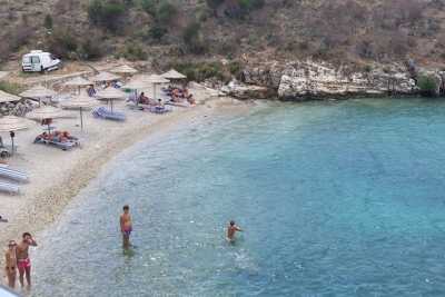 Mare cristallino, cene succulente e ospitalit�: l'altra faccia dell'Albania